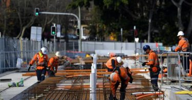 Australian Government Recruitment for Construction Workers (Free Visa + $10k)