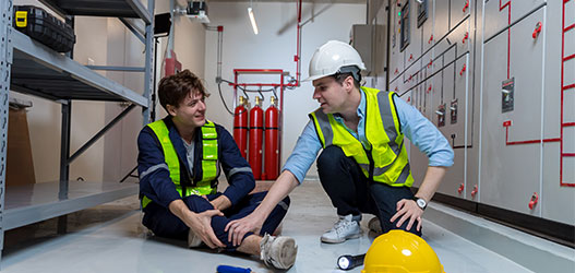 Construction Accident Lawyer in USA with Visa Sponsorship – Jobs, Salary & Career Path