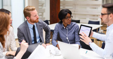 FP&A Analyst Jobs in USA with Visa Sponsorship | Business Planning Guide