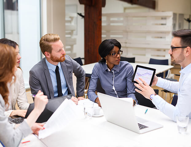 FP&A Analyst Jobs in USA with Visa Sponsorship | Business Planning Guide